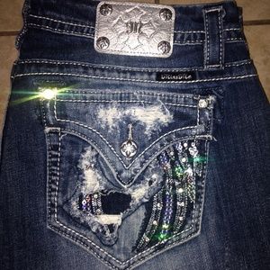 NEW 32 SKINNY  MISS ME JEANS !!