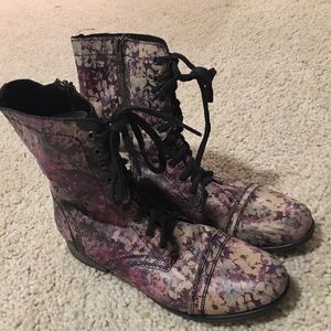 Steve Madden Boots