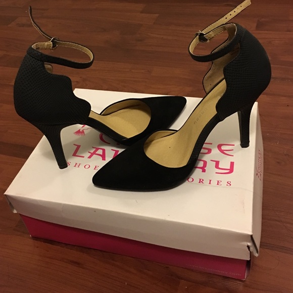 Chinese Laundry Black heels size 7