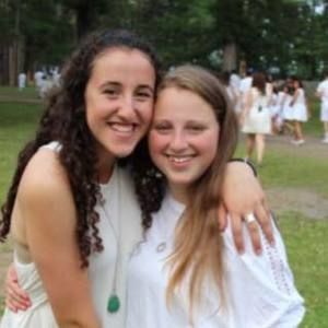 Meet your Posher, Isabel