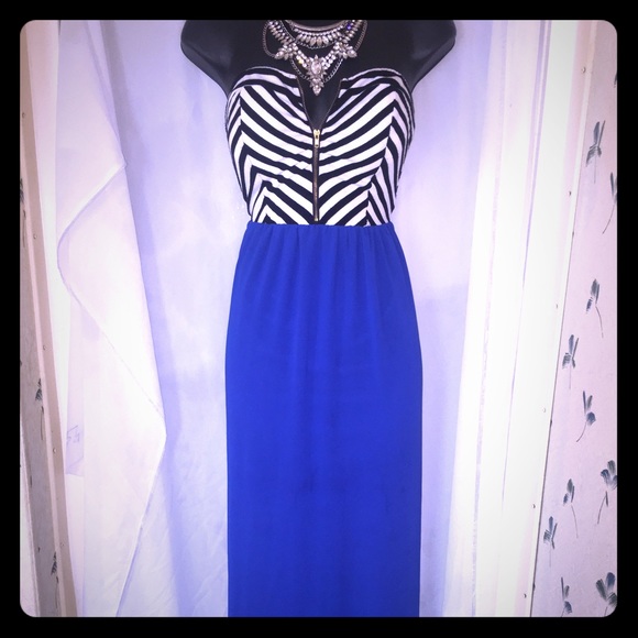 Maxi dress size large