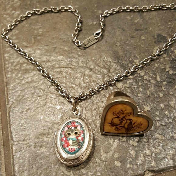 Classic Hardware Birds cat locket ring