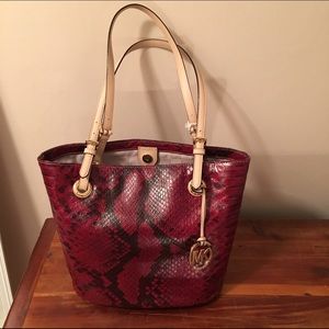 Michael Kors Purse
