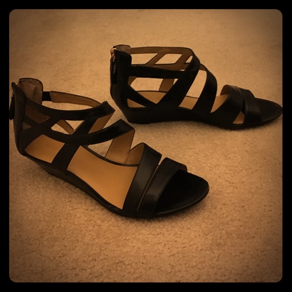 NINE WEST - Strappy Black Leather Wedge Sandal