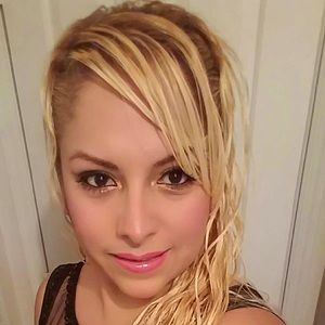 Meet your Posher, Claudia