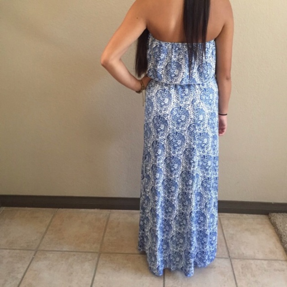 LAST ONE🔹The Larkspur Maxi Dress - Picture 4 of 5