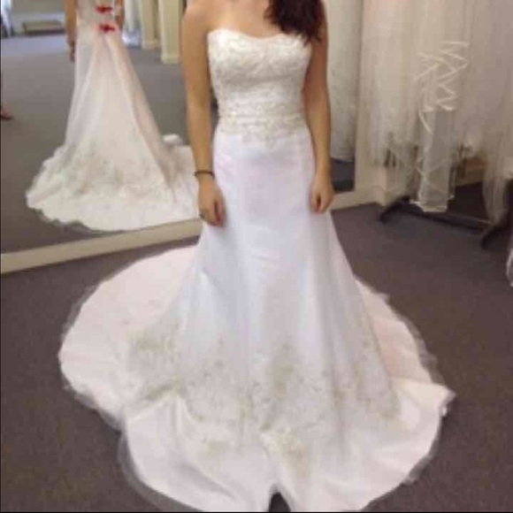 Strapless Wedding Dress!