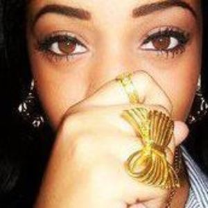 Meet your Posher, Amelia