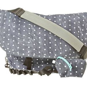 Crumpler Wren Messenger Bag