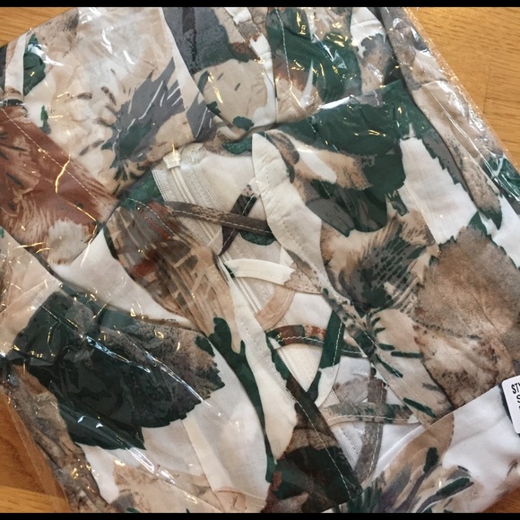 XS/S floral Maxi Dress - Picture 2 of 4