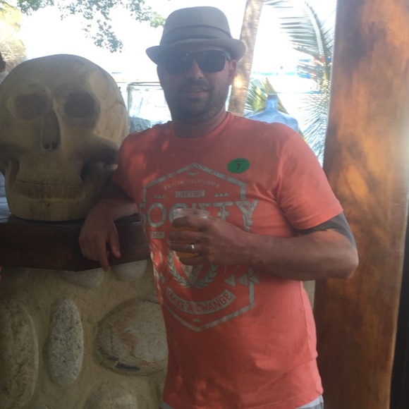 Meet your Posher, Matt - Picture 1 of 1