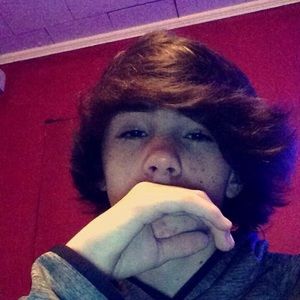 Meet your Posher, Casey