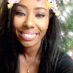 Meet your Posher, Mae