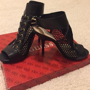 Guess black strap heel