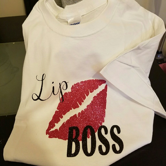 Women's lip boss glitter logo tshirt