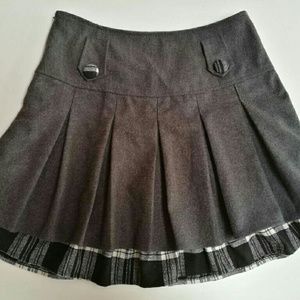 LIKE NEW Grey Pleated School Girl Style Skirt