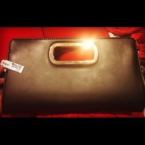 Black brand new Call It Spring clutch