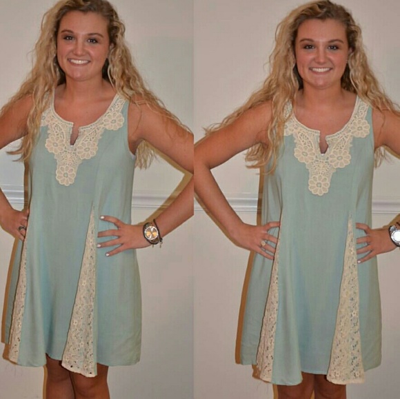 Sage dress - Picture 2 of 4