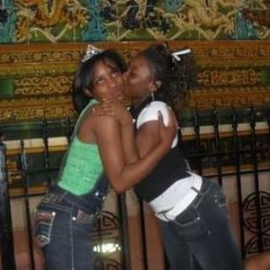 Meet your Posher, Ken shena