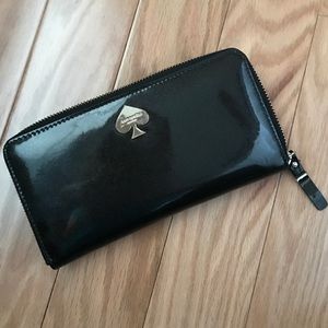 Shiny black spade wallet