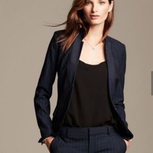 Banana Republic navy pinstripe blazer size 6