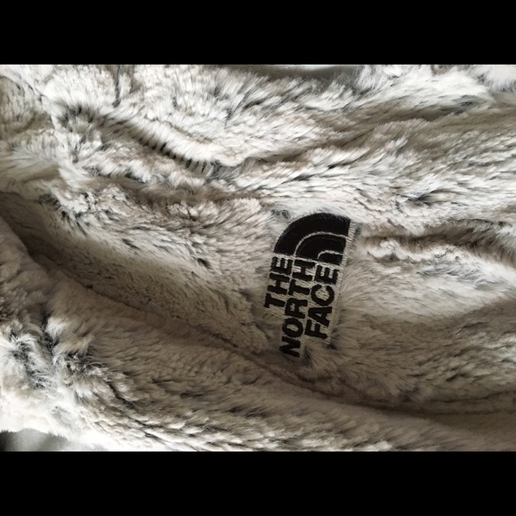 North Face Vest XS NWOTs - Picture 3 of 3