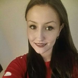 Meet your Posher, Ashleigh