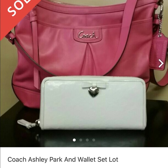 Authentic Coach Ashley Park Crossbody