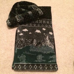 Isotoner Fleece Scarf and Hat Set