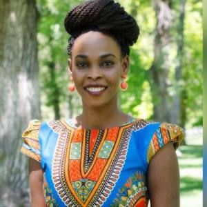 Meet your Posher, Mona