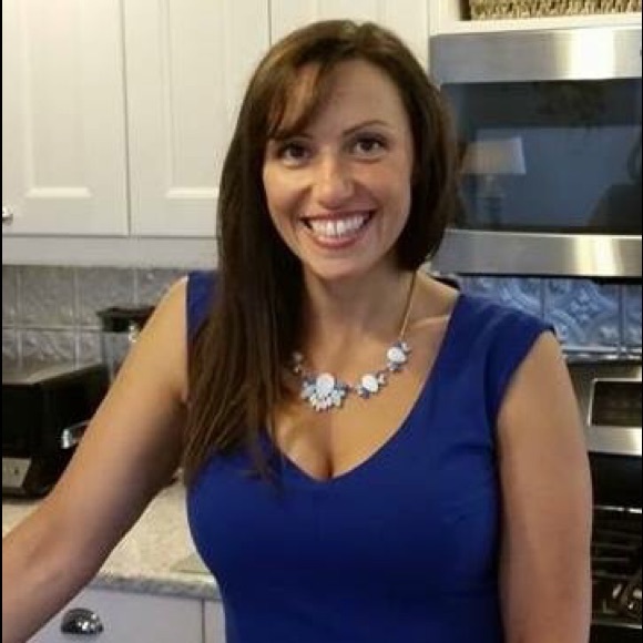 Meet your Posher, T - Picture 2 of 6