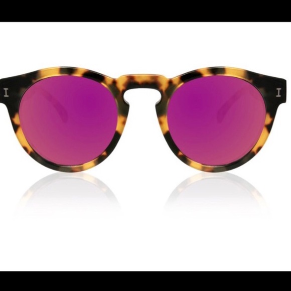 Illesteva sunglasses