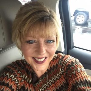 Meet your Posher, Cindy