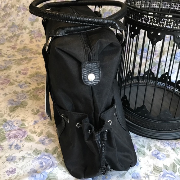 Oversized/ Overnight Bag NEW! - Picture 3 of 4