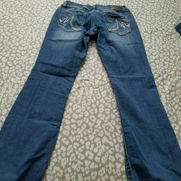 Jeans - Picture 3 of 4