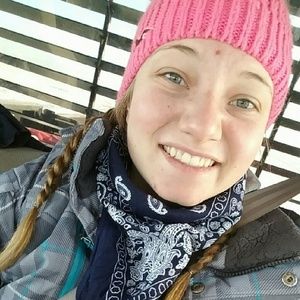 Meet your Posher, Ericka