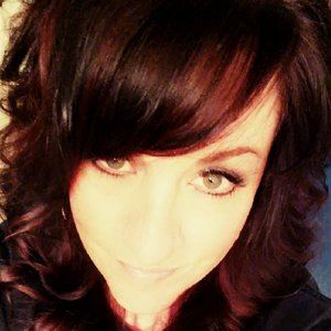 Meet your Posher, Suzanne