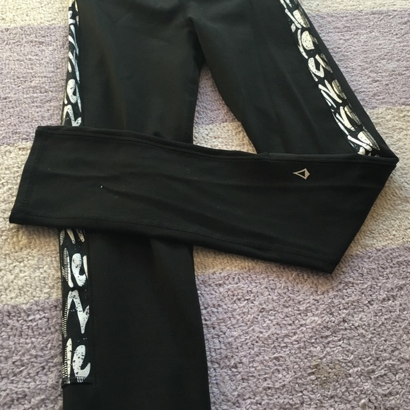 Street to Class Pant by Ivivva