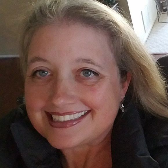 Meet your Posher, Karen