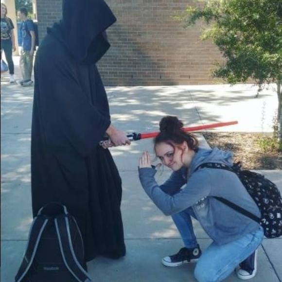 Meet your Posher, Izzie