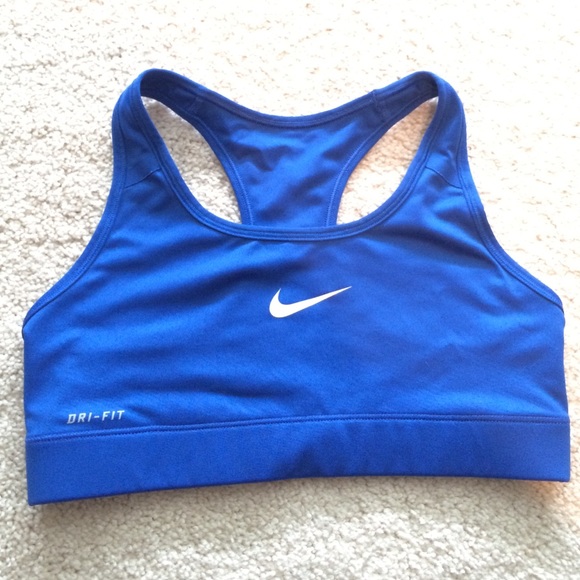 Nike dri-fit sports bra as small