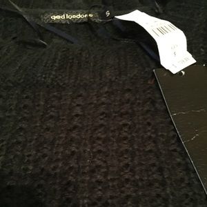 LF QED LONDON CROP SWEATER