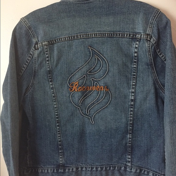 Gorgeous Rocawear Jean jacket. - Picture 2 of 3