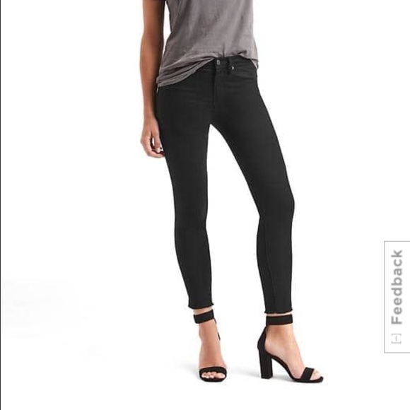 Gap Black skinny ankle jeans