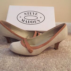 Steve Madden vyceroy natural linen heels!