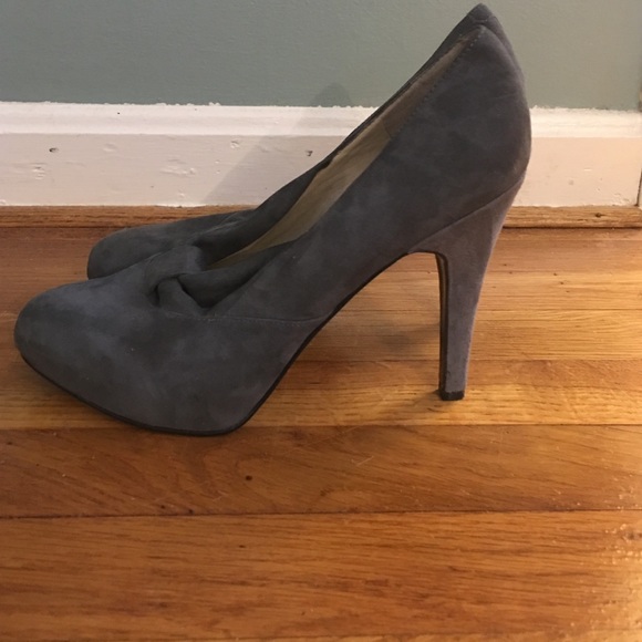 Nine West suede Verbenia booties - Picture 3 of 4