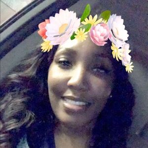 Meet your Posher, Latoya