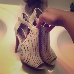 Nude, Peep Toe Booties