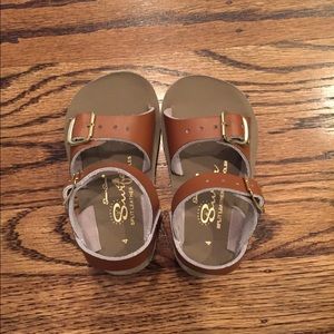 Saltwater sandals