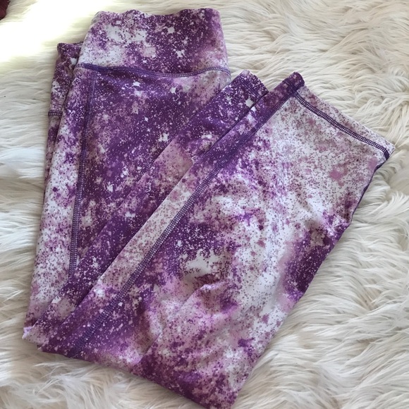 galaxy cropped leggings 😍